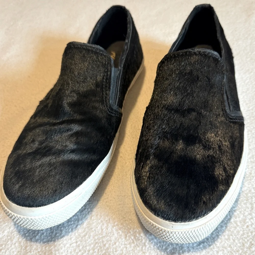 (7.5) Salt N Peppa Kenneth Cole Reaction Cow Hair Black Loafers